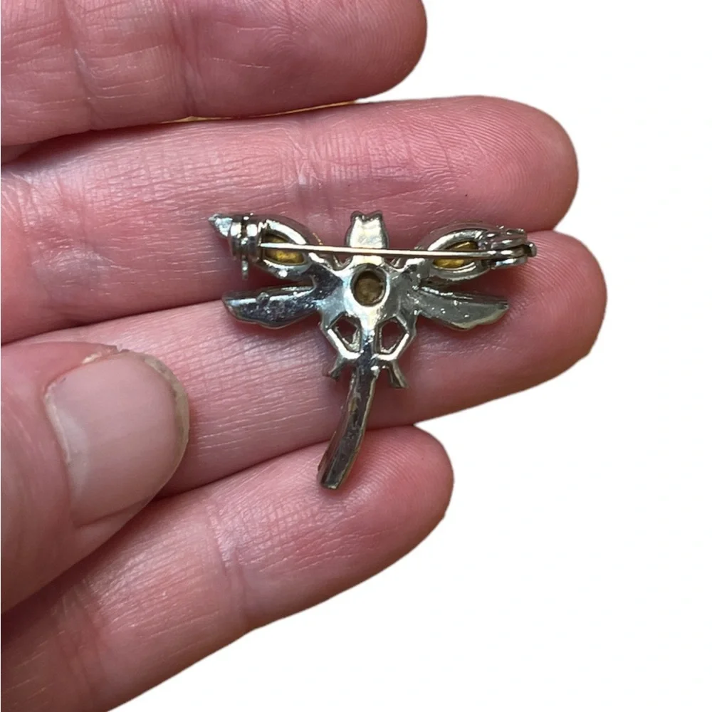 Clear Rhinestone Dragonfly Brooch - Picture 2 of 3